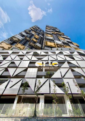 Arte Cheras Kuala Lumpur by Loop Suites